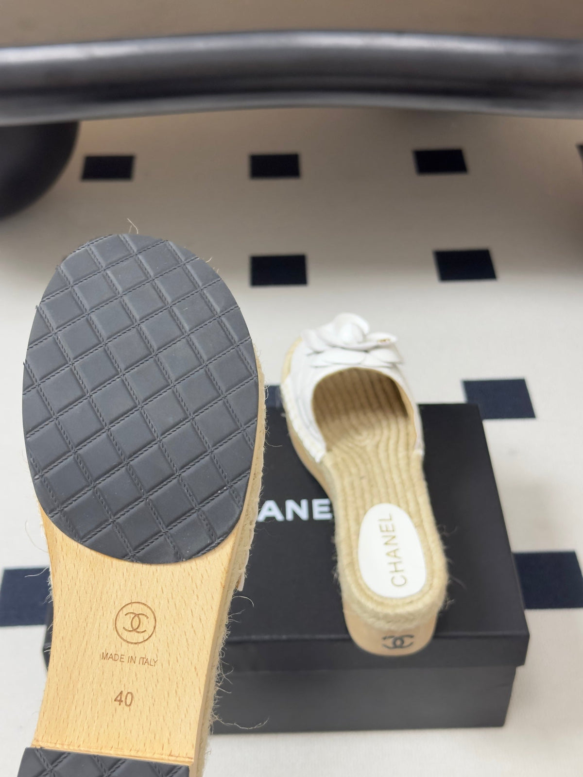Chanel 2026 Camellia Slippers Sheepskin 834648