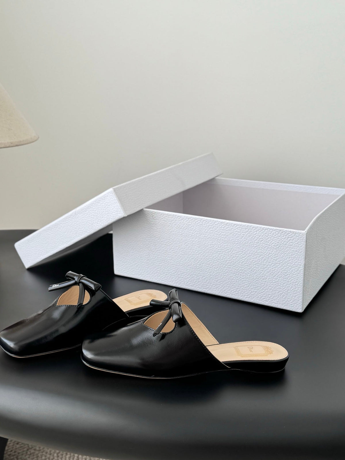 CD 26 Mary Jane Slippers Black Patent Leather 605824