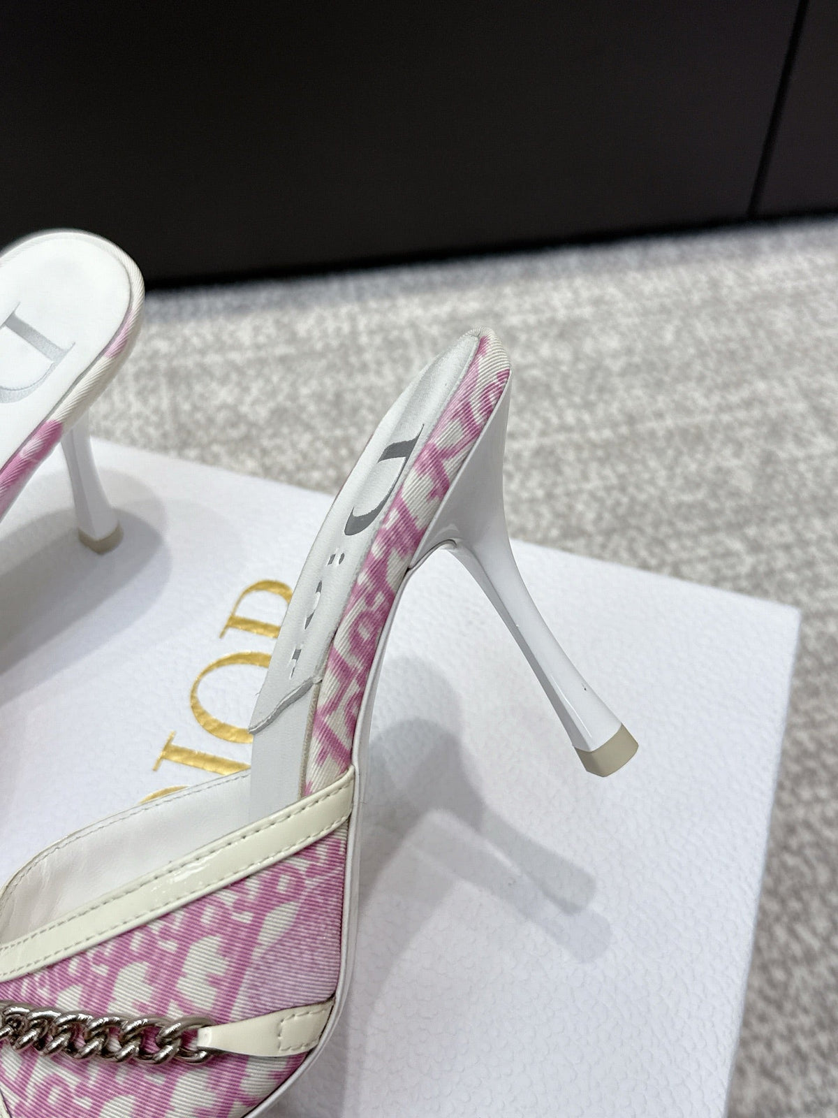 CD 26s High Heels Sandals 85 White Pink Fabric Cowhide 661471