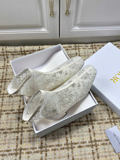 CD 26s Ankle Boots 35mm In White Floral Lace Mesh Block Heel