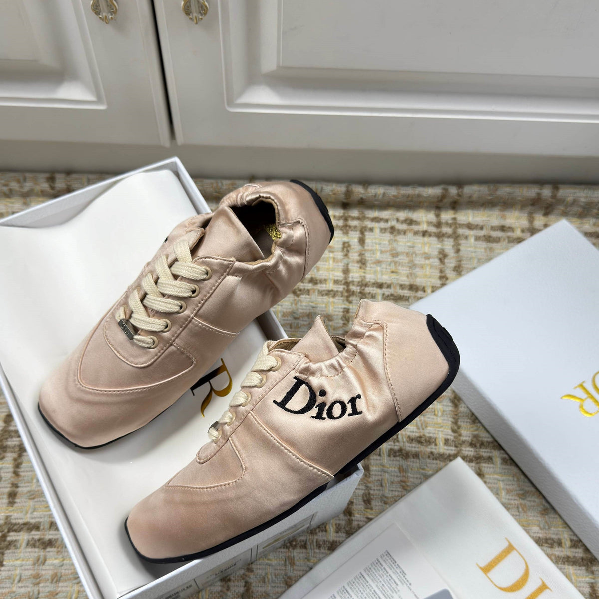 CD 26s Cœur Sneaker Light Pink Satin 695458