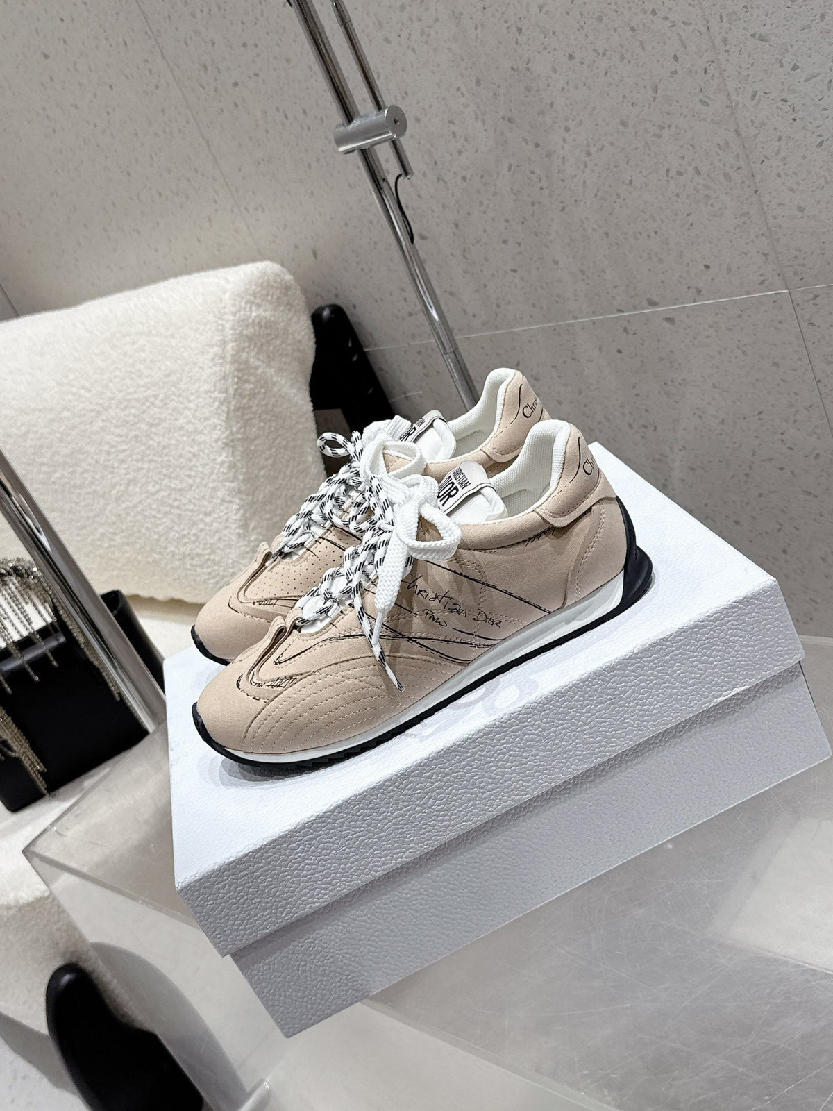 CD D-Sketch Sneaker Pale Taupe Nubuck Leather 554391