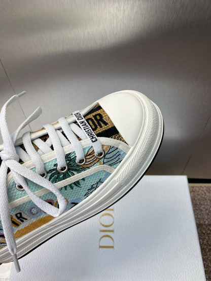 CD 25s Walk'n' Sneaker In Multicolor Dior Oblique Embroidered Cotton