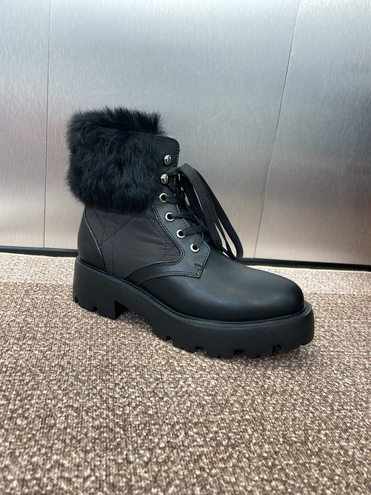 CD D-Majo Ankle Boots Black Wool Sheepskin 524174