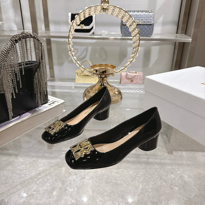 CD 25 Pump Heel Height 3cm Black Patent Leather 393413