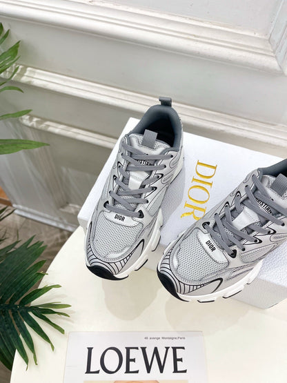 CD SS26 B30 Sneakers Silver Grey Cowhide Mesh 631930