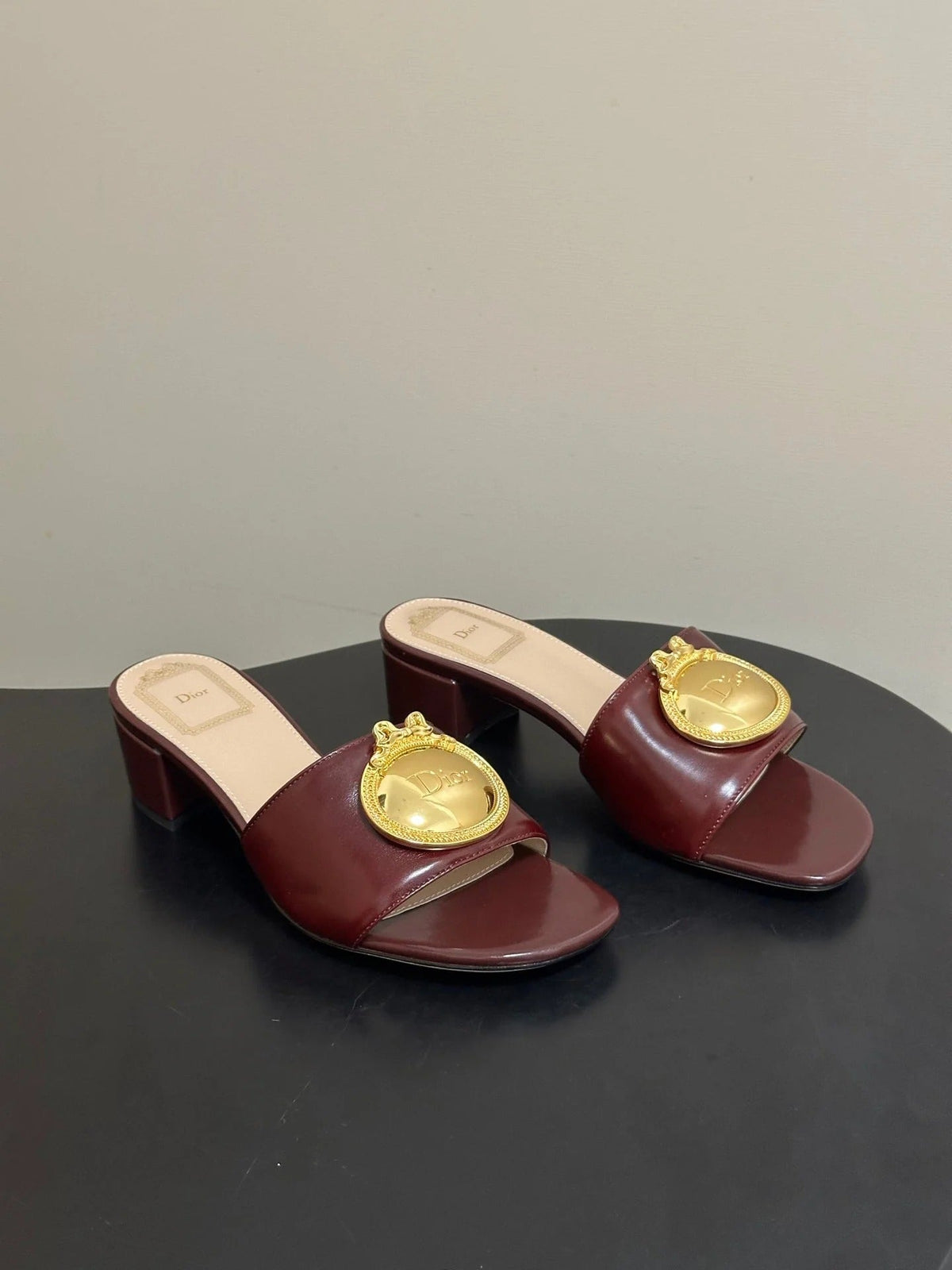 CD D-Club Retro CD Letter Metal Buckle Sandals 45mm Leather 846977