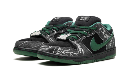 SB Dunk Low "There Skateboards" HF7743 001