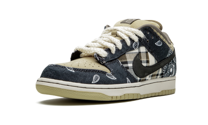 SB Dunk Low "Travis Scott" CT5053 001
