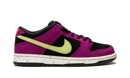 SB Dunk Low "ACG Terra Red Plum" BQ6817 501