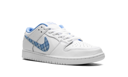 SB Dunk Low "Nicole Hause" FZ8802 100