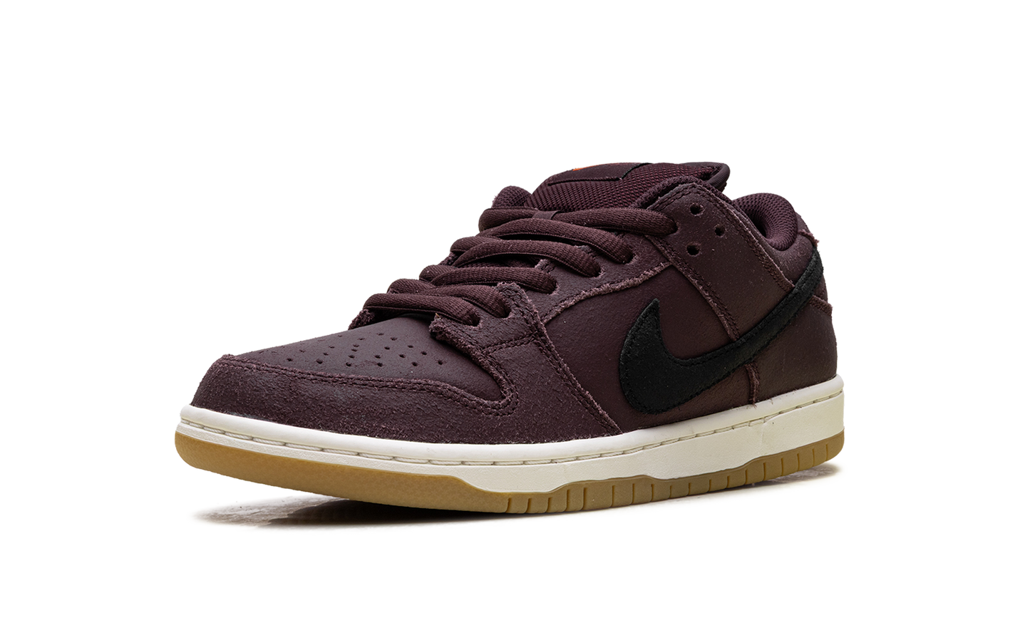 SB Dunk Low Pro "Burgundy Crush" IO2304 600