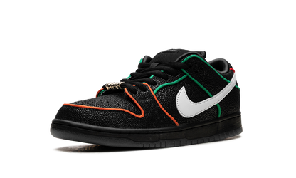 SB Dunk Low "Bronx Girls Skate" HV1664 001
