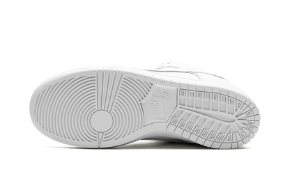 SB Dunk Low Pro "Triple White" FJ1674 100