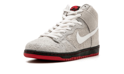 SB DUNK HIGH TRD QS "BLACK SHEEP" 881758 110