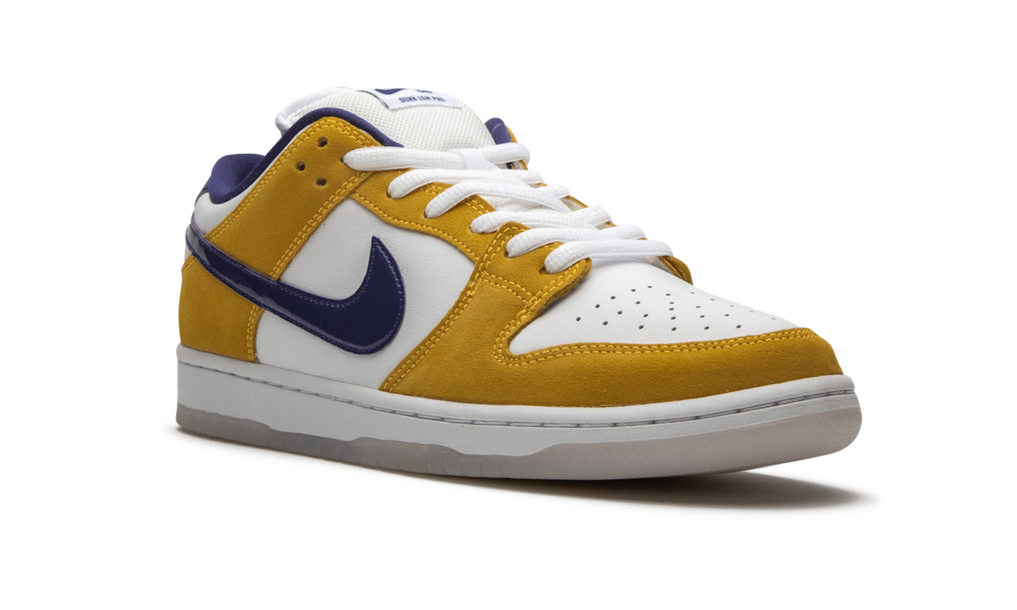 SB Dunk Low "Laser Orange" BQ6817 800