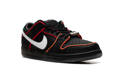 SB Dunk Low "Bronx Girls Skate" HV1664 001