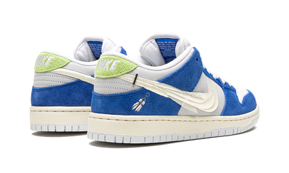 SB Dunk Low "Fly Streetwear - Gardenia" DQ5130 400