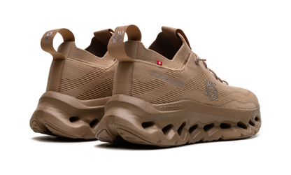 Cloudtilt WMNS "LOEWE Dark Sand" 3WD30313505