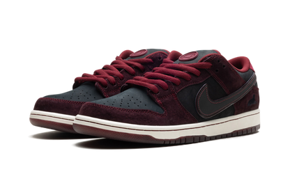 SB Dunk Low "Riot Skateshop Special Box" FZ1289 200 Specialbox